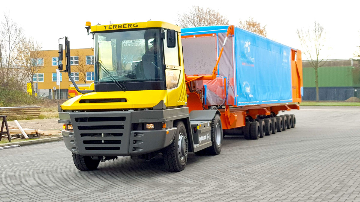 Terberg tractor and movella trailer at Steel Solutions