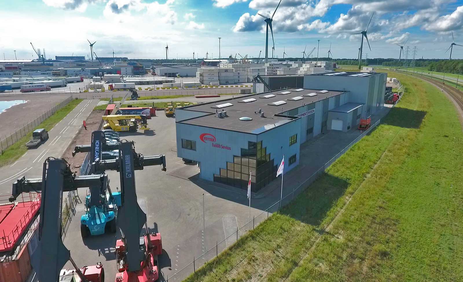 Feyter Forklift Services - Locatie Vlissingen - Heftrucks, Reachstackers, Terminal Trekkers