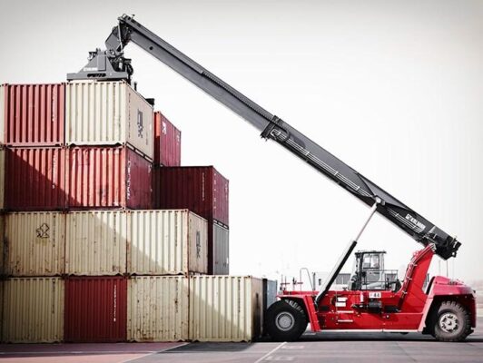 Kalmar DRG Reachstackers Zijaanzicht