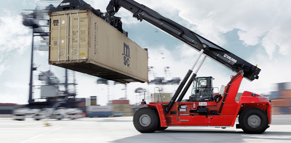 Banner Container Handling In De Havens 1100x541