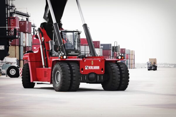 Kalmar Drg Reachstacker (43)