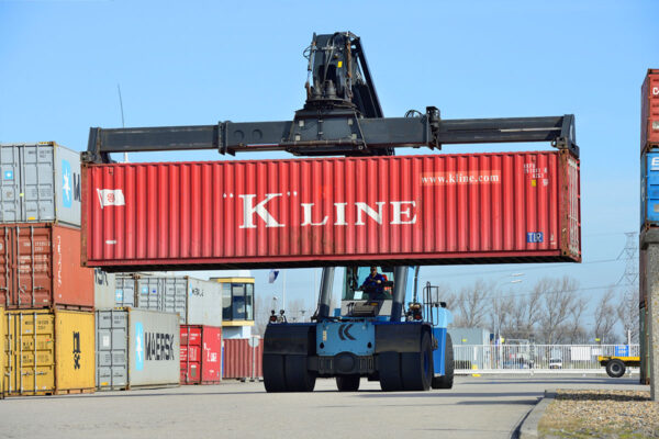 Kloosterboer Vlissingen Kalmar Reachstacker 3