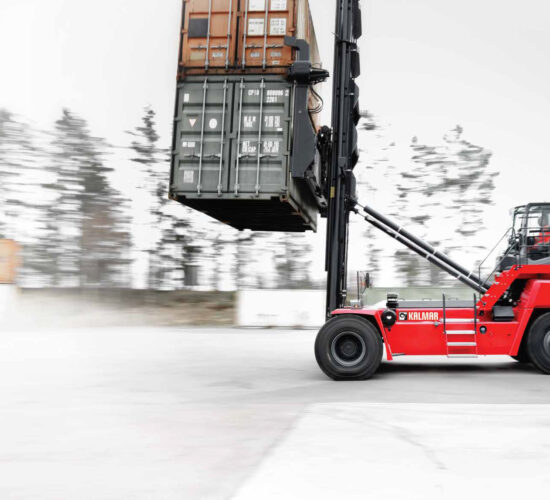 Kalmar_Empty_Container_Handler-01