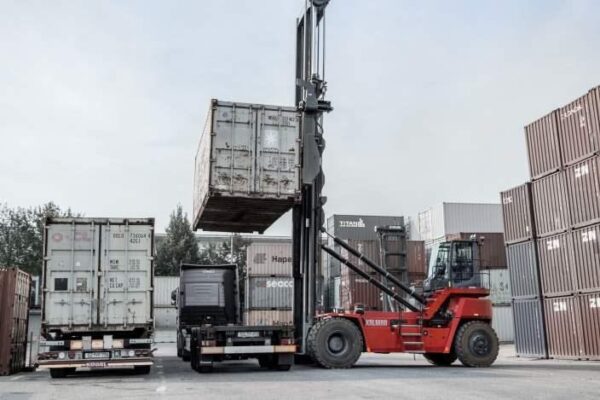 Kalmar Empty Container Handler 12