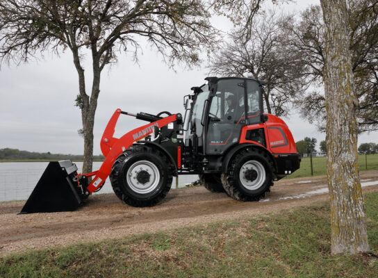 Manitou MLA Kniklader op de boerderij 4