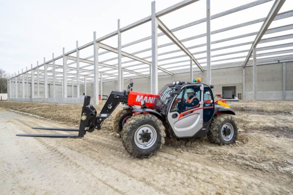 Manitou MT 930 Compacte Verreiker (10) Verkleind