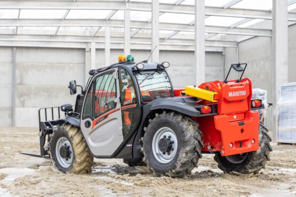 Manitou MT 930 Compacte Verreiker (3) Verkleind