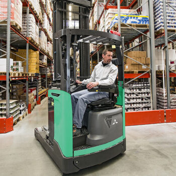 Mitsubishi RB16 25 Reach Truck In Practice (3)