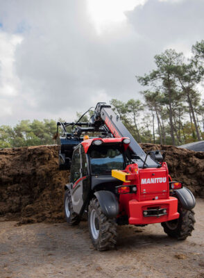 Manitou MLT-625 Compacte Landbouw Verreiker (4)