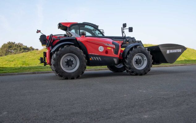 Manitou MLT940 Landbouw Verreiker Praktijk 4