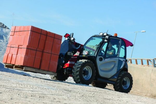 Manitou MT420 Buggy Verreiker praktijk 2