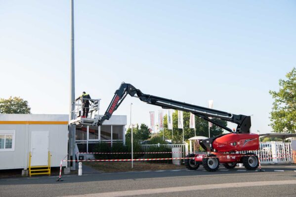 Manitou 280 Tj Telescopic Boom 1