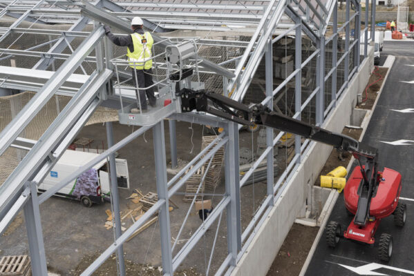 Manitou 220tj Telescoop Hoogwerker Praktijk (3)