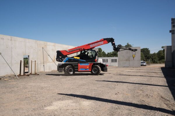 Manitou MRT-2660 E Elektrische Roterende Verreiker praktijk