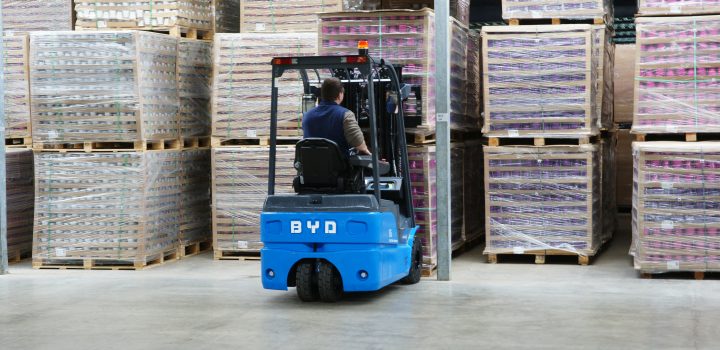 BYD ECB16 Dreirad Elektro Gabelstapler 6